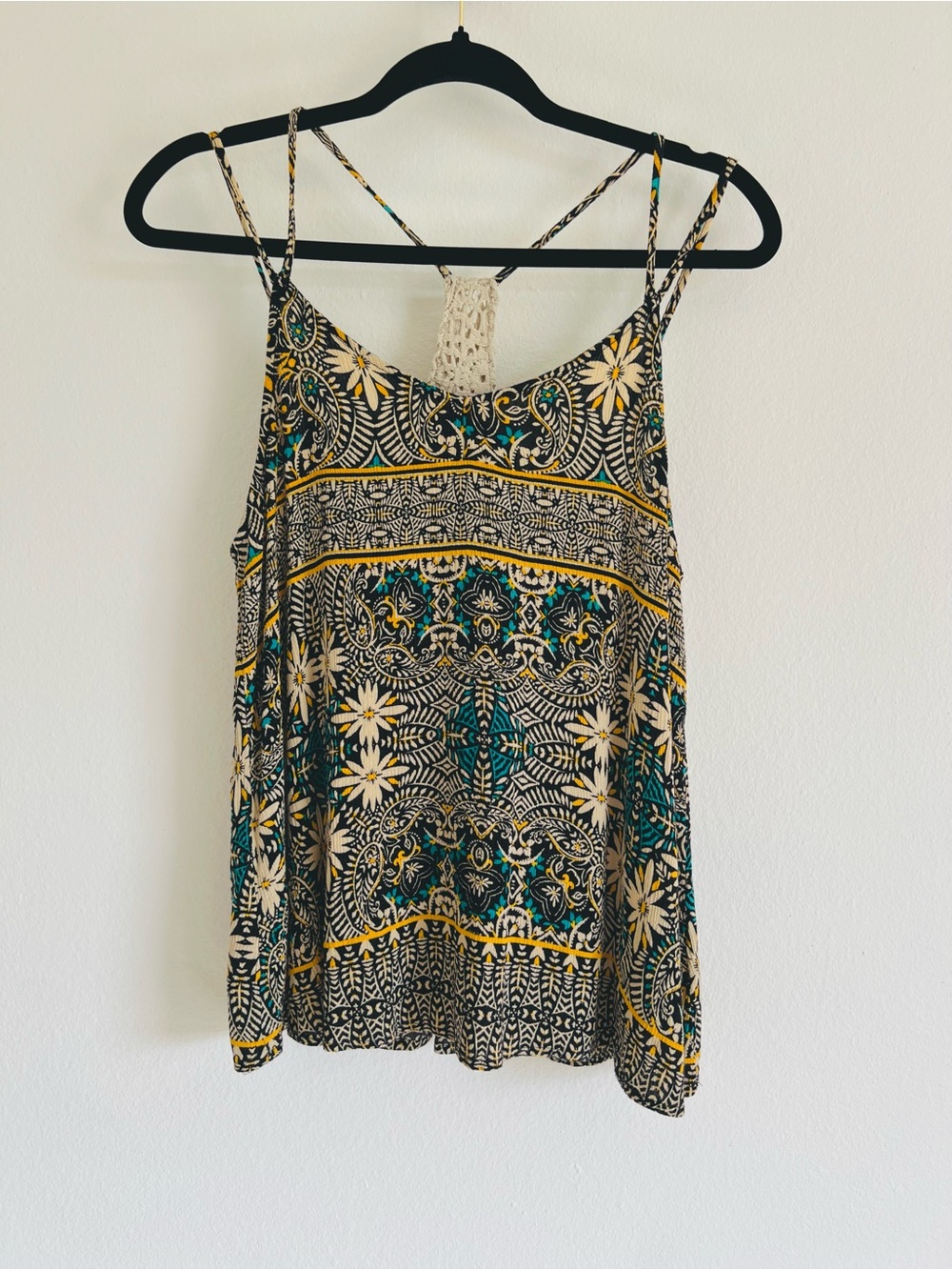 Xhilaration Boho Floral Print Spaghetti Strap Tank Top - Black, Cream & Teal